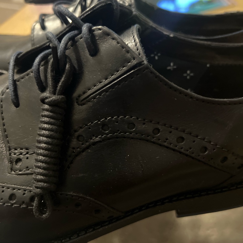 NWOB Clarks Wingtip Full Brogue Black Leather Oxford Men Shoes 11.5M - Picture 7 of 15
